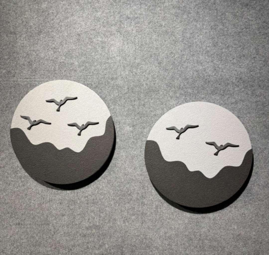 Round White & Charcoal Wave Discs with Birds – product photo of the full set